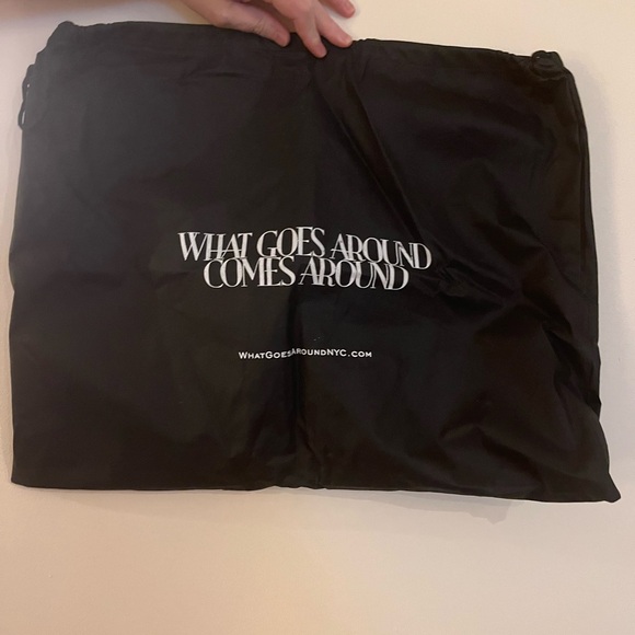 Authentic Louis Vuitton Damier Purse.  Purchased on a cruise line
Pre loved - Picture 6 of 10